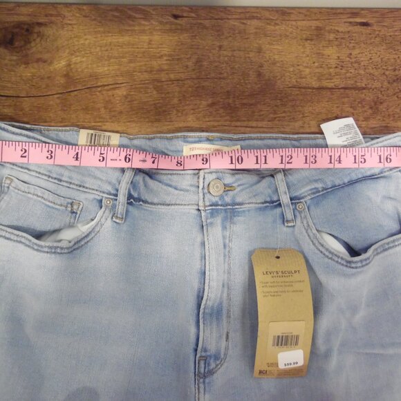 Levi's 721 High Rise Skinny Women's Size 18 M soft light wash NWT - Picture 11 of 14